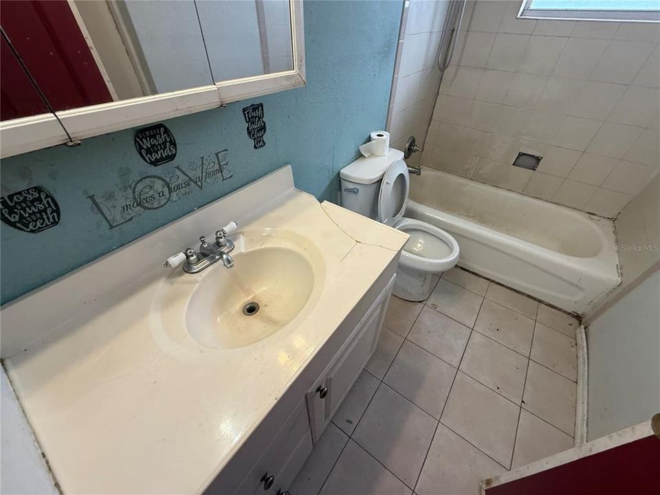 En Venta: $167,000 (3 camas, 2 baños, 1609 Pies cuadrados)