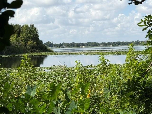 На продажу: $275,000 (3.35 acres)