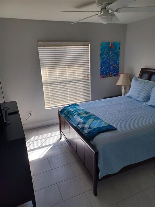 For Sale: $245,000 (3 beds, 2 baths, 1393 Square Feet)