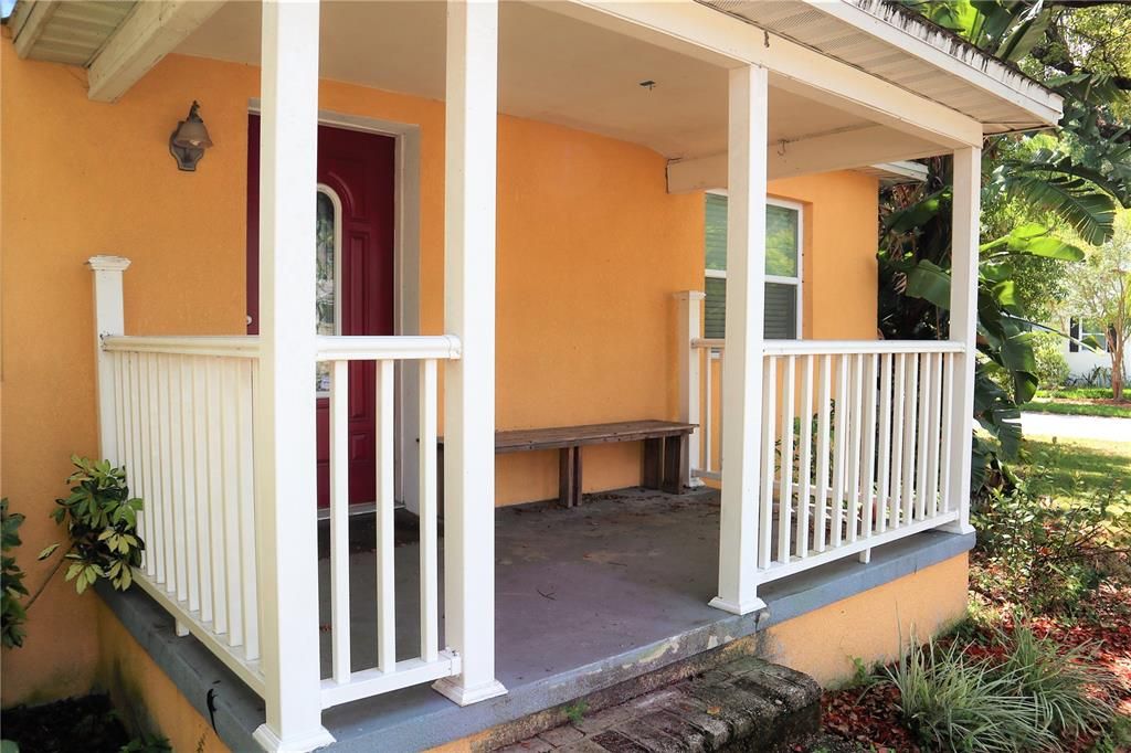 В аренду: $1,550 (2 спален, 1 ванн, 720 Квадратных фут)