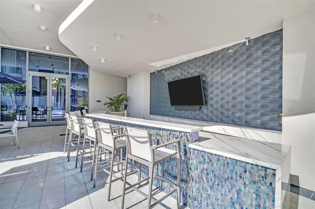 For Rent: $6,100 (2 beds, 2 baths, 1339 Square Feet)