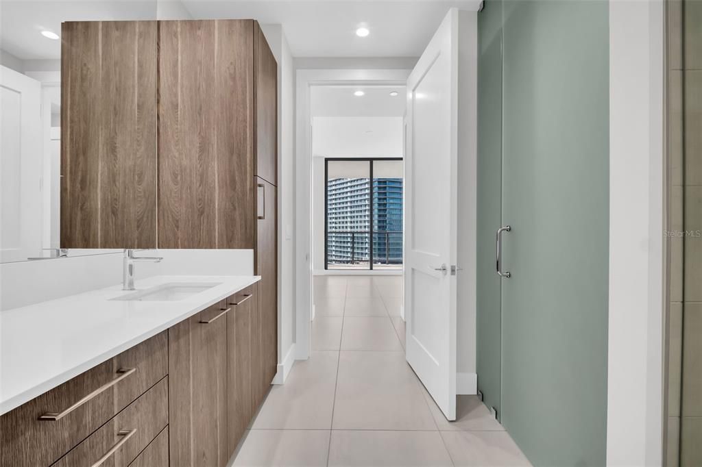 For Rent: $6,100 (2 beds, 2 baths, 1339 Square Feet)