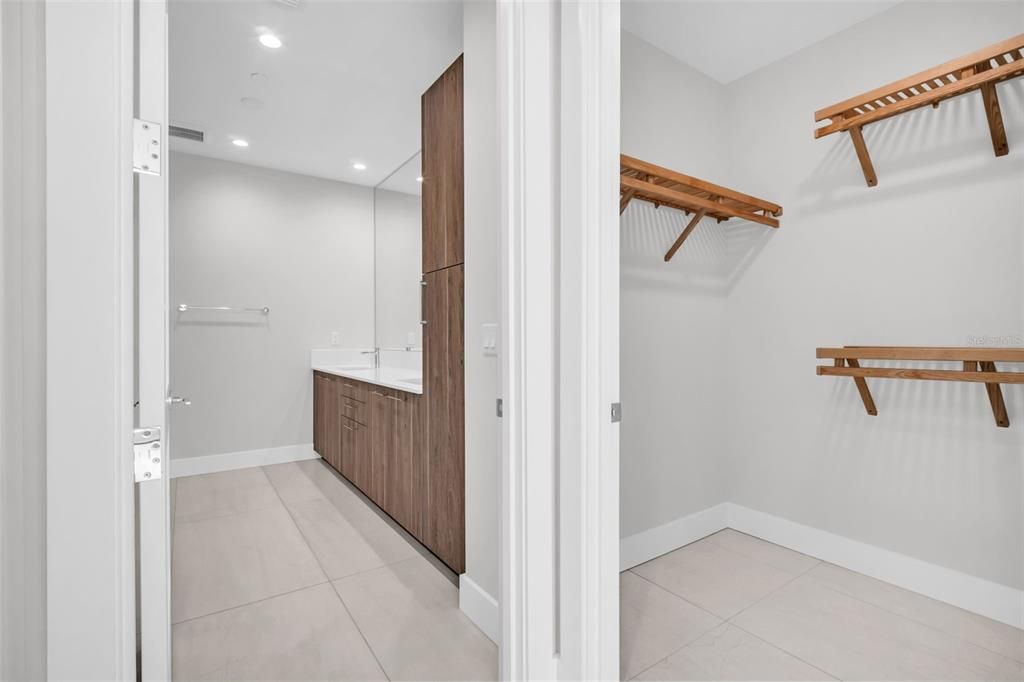For Rent: $6,100 (2 beds, 2 baths, 1339 Square Feet)