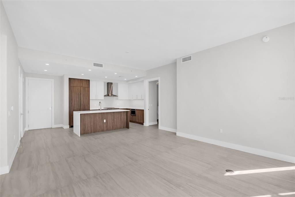 For Rent: $6,100 (2 beds, 2 baths, 1339 Square Feet)