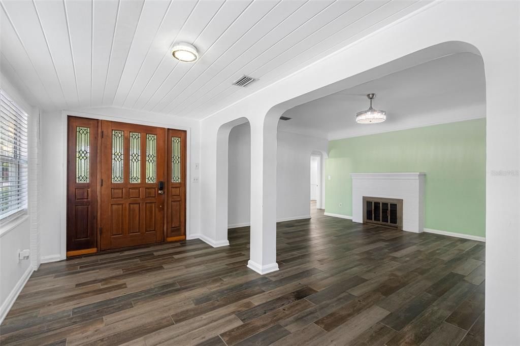 В аренду: $3,675 (4 спален, 2 ванн, 1688 Квадратных фут)