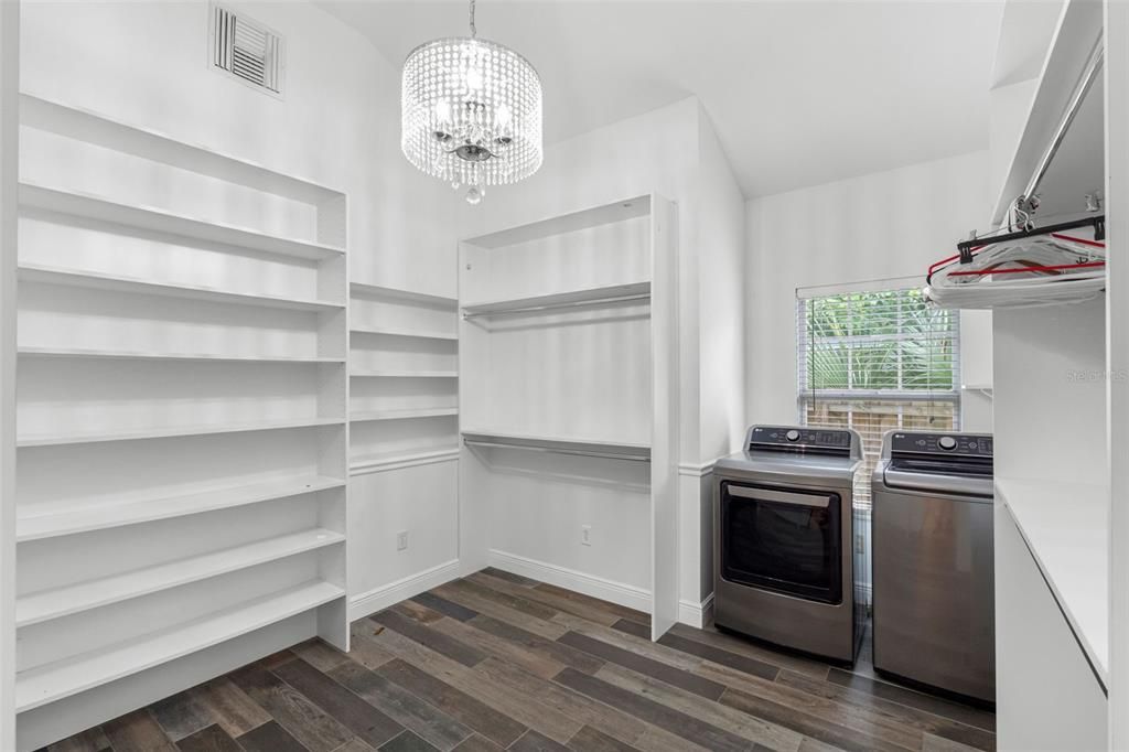 В аренду: $3,675 (4 спален, 2 ванн, 1688 Квадратных фут)