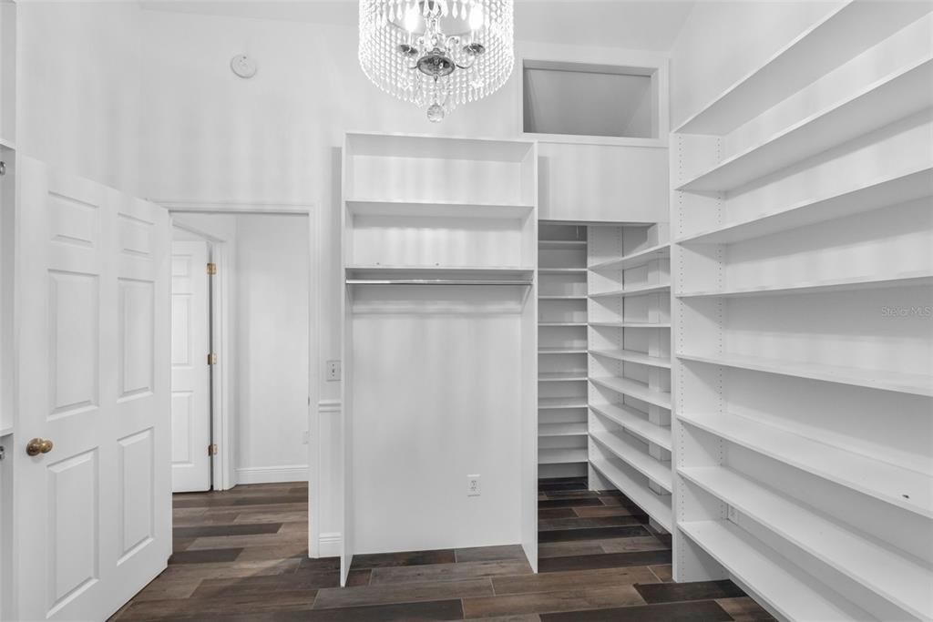 В аренду: $3,675 (4 спален, 2 ванн, 1688 Квадратных фут)