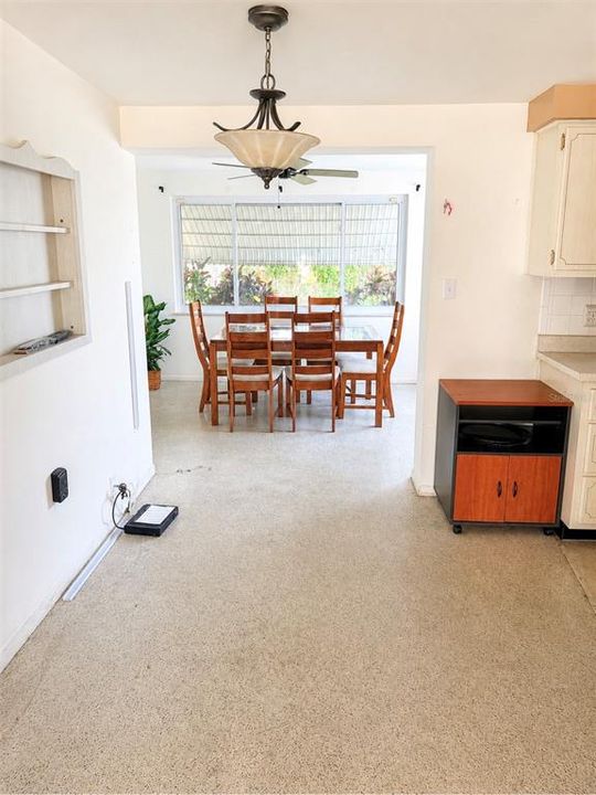 Activo con contrato: $165,000 (2 camas, 1 baños, 1014 Pies cuadrados)
