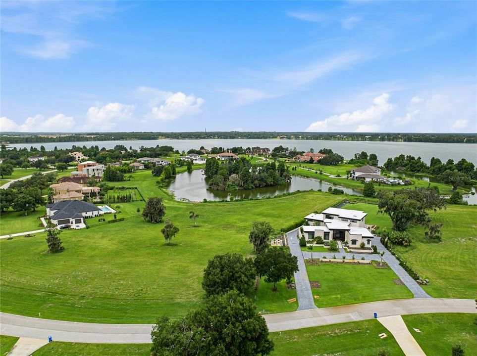 En Venta: $950,000 (2.05 acres)