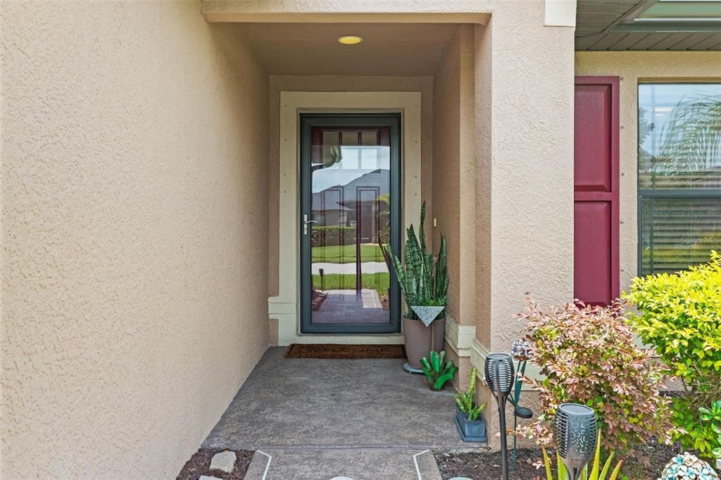 For Sale: $415,000 (3 beds, 2 baths, 1958 Square Feet)