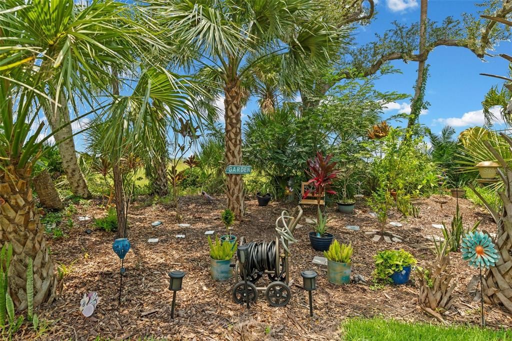 For Sale: $415,000 (3 beds, 2 baths, 1958 Square Feet)