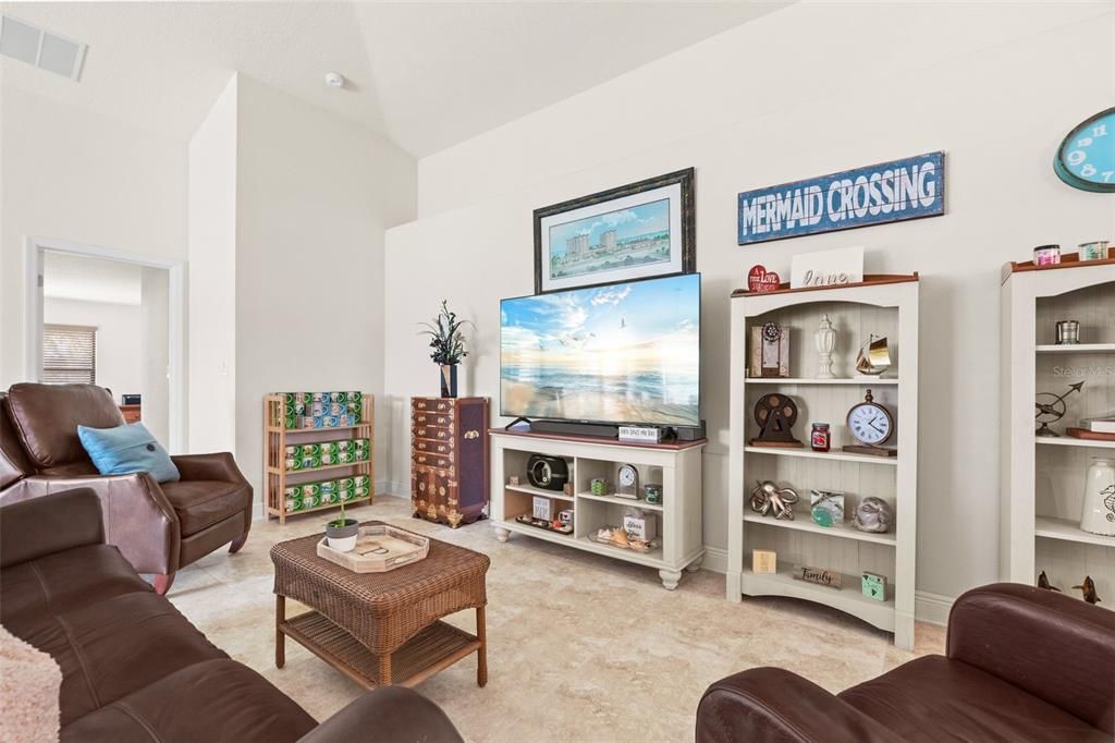 For Sale: $415,000 (3 beds, 2 baths, 1958 Square Feet)