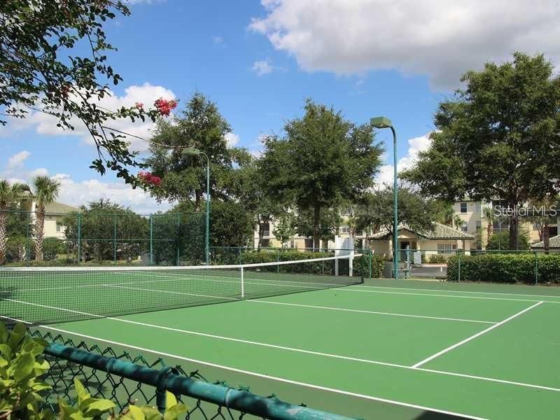 В аренду: $1,325 (1 спален, 1 ванн, 712 Квадратных фут)