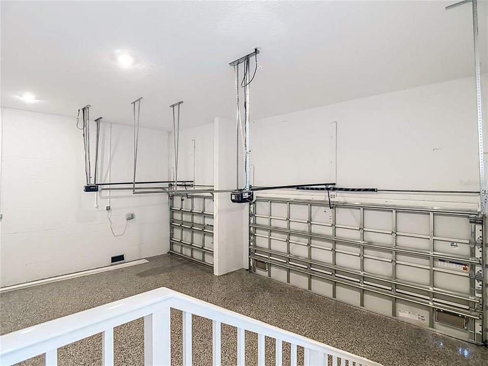For Rent: $11,450 (5 beds, 4 baths, 3760 Square Feet)