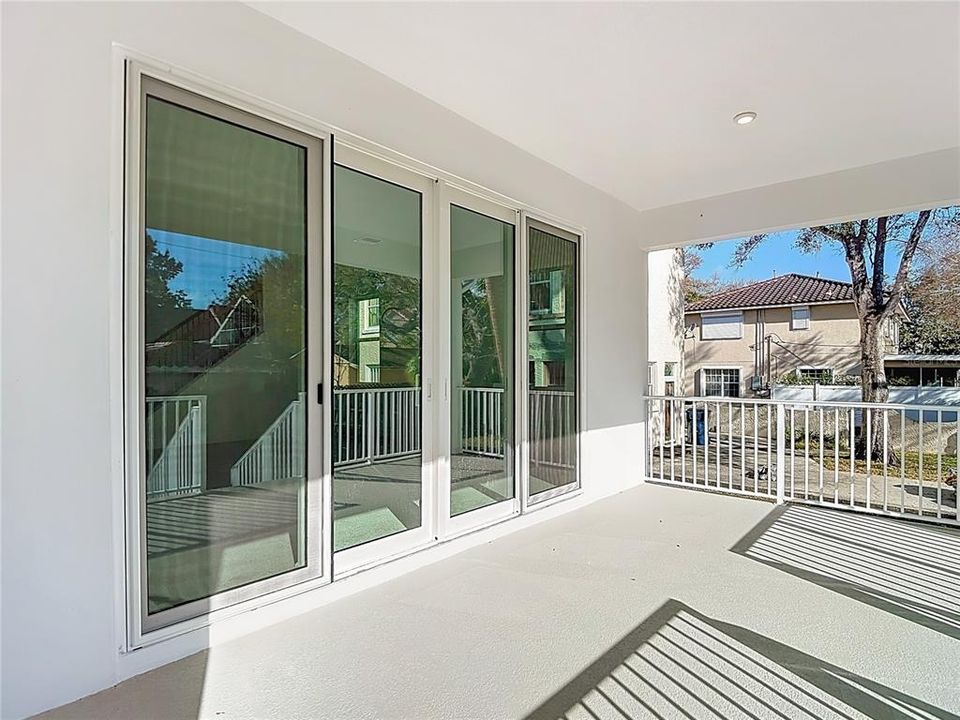 For Rent: $11,450 (5 beds, 4 baths, 3760 Square Feet)