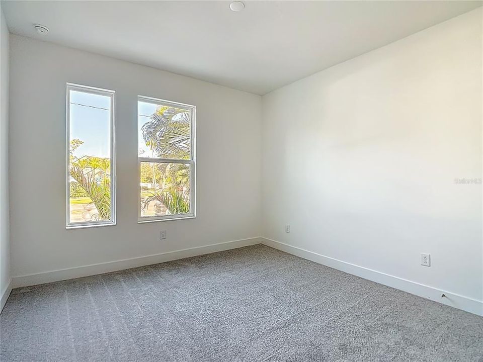 For Rent: $11,450 (5 beds, 4 baths, 3760 Square Feet)