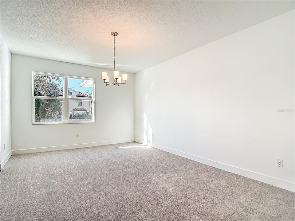 For Rent: $11,450 (5 beds, 4 baths, 3760 Square Feet)