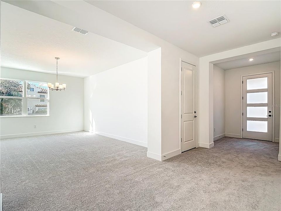 For Rent: $11,450 (5 beds, 4 baths, 3760 Square Feet)