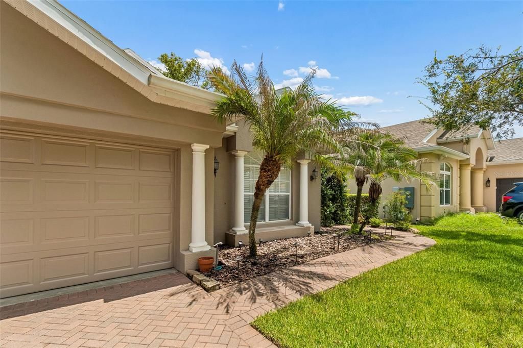 For Sale: $480,000 (2 beds, 2 baths, 2218 Square Feet)