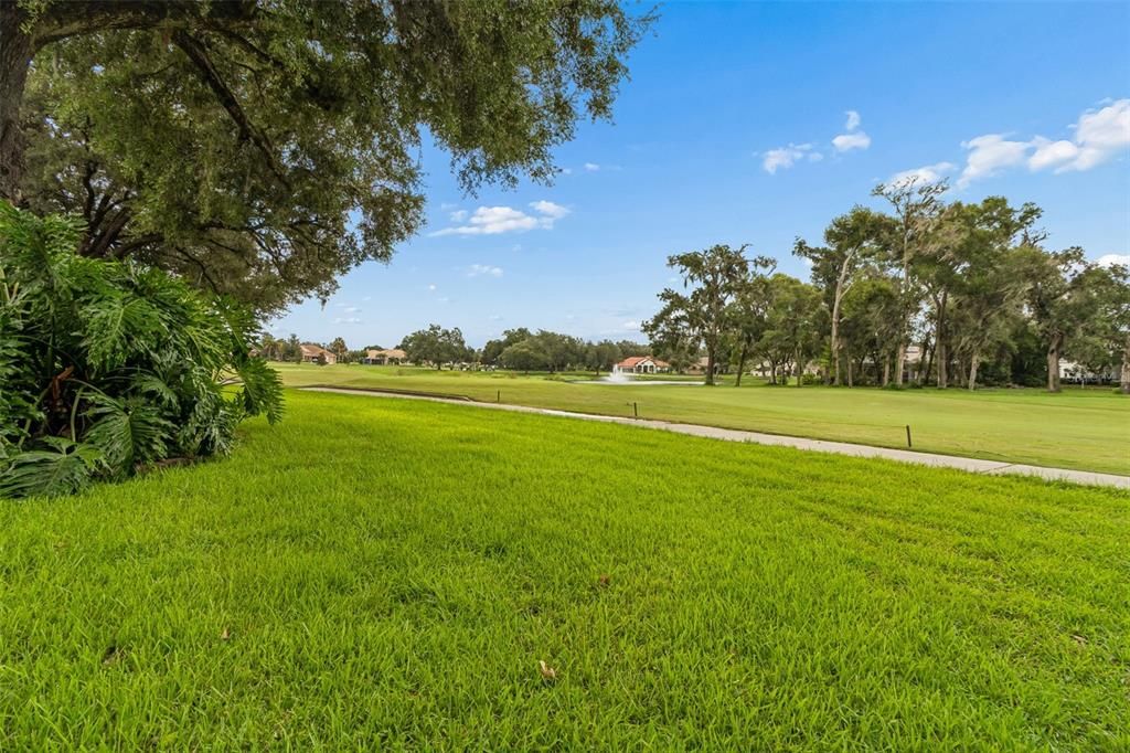 For Sale: $480,000 (2 beds, 2 baths, 2218 Square Feet)