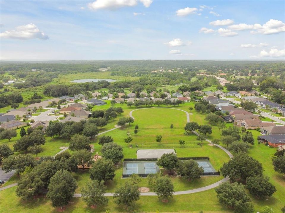 For Sale: $480,000 (2 beds, 2 baths, 2218 Square Feet)