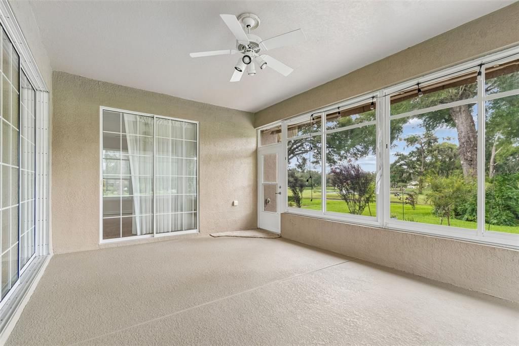 For Sale: $480,000 (2 beds, 2 baths, 2218 Square Feet)