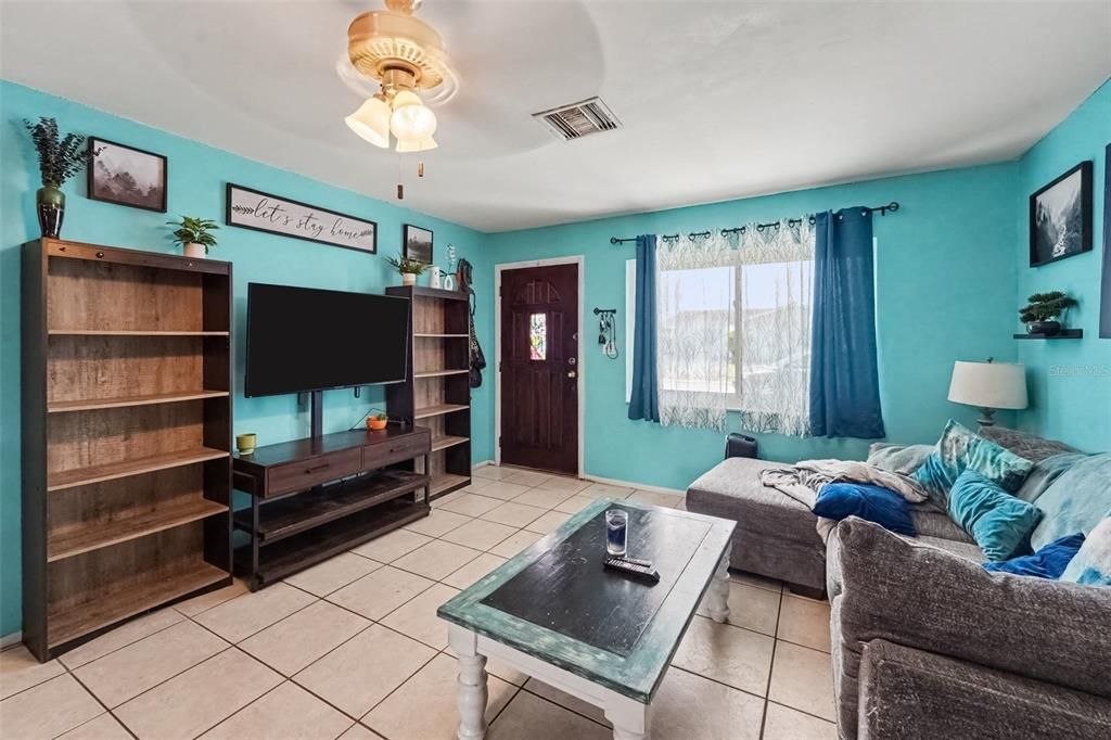En Venta: $225,000 (2 camas, 1 baños, 986 Pies cuadrados)