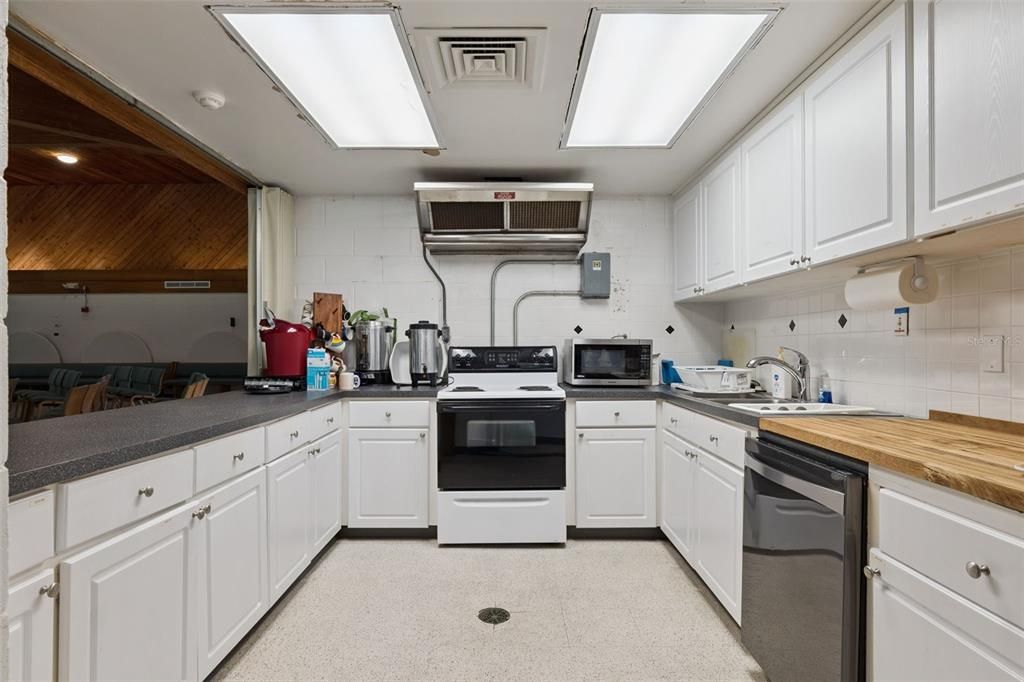 For Sale: $1,990,000 (0 beds, 0 baths, 6538 Square Feet)