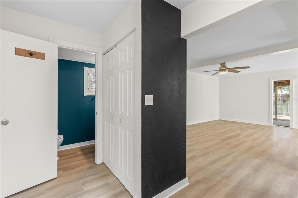 For Sale: $249,900 (2 beds, 2 baths, 1344 Square Feet)