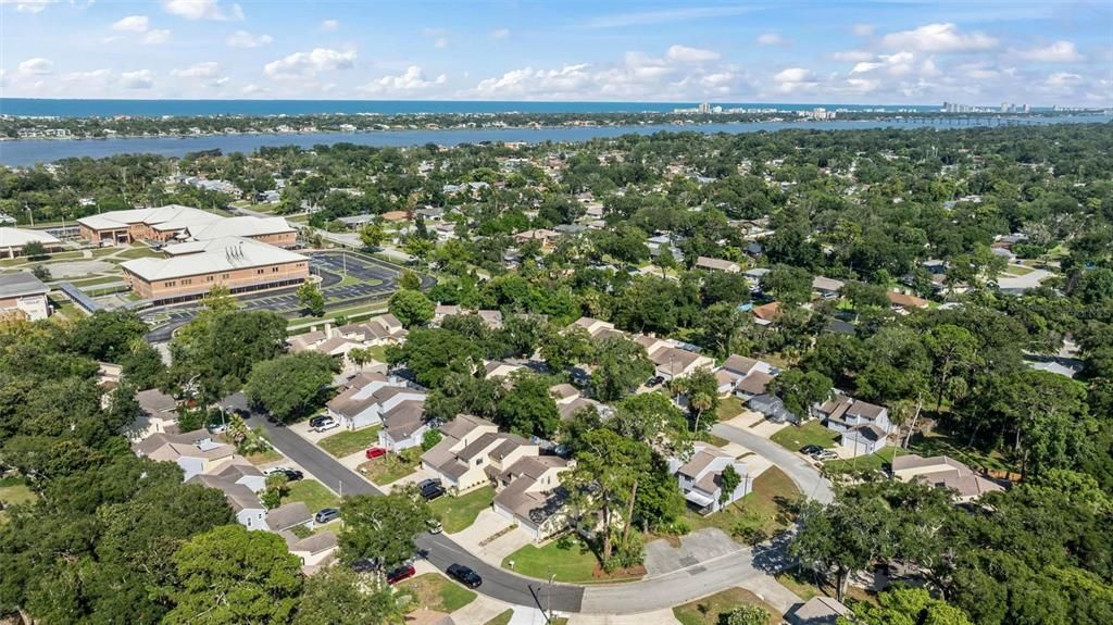 For Sale: $249,900 (2 beds, 2 baths, 1344 Square Feet)