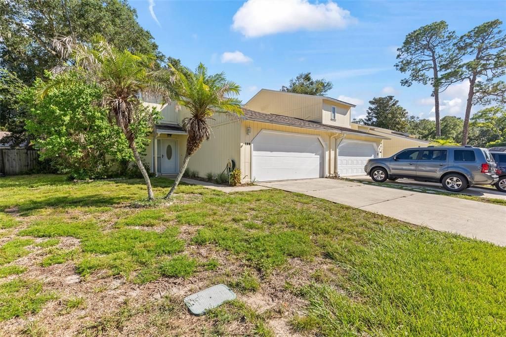 For Sale: $249,900 (2 beds, 2 baths, 1344 Square Feet)