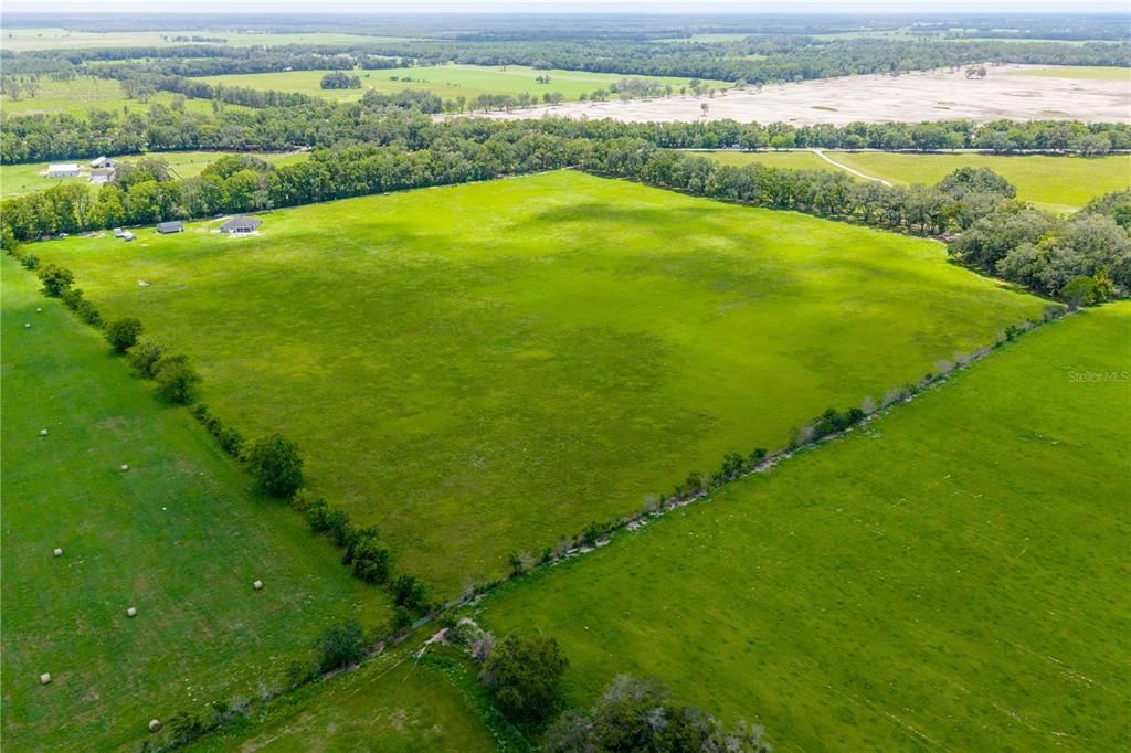 En Venta: $600,000 (31.40 acres)