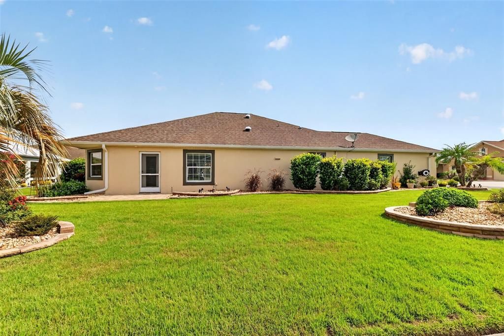 For Sale: $625,000 (3 beds, 2 baths, 2512 Square Feet)