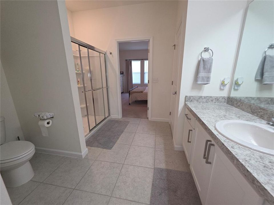 En Renta: $2,595 (4 camas, 2 baños, 1932 Pies cuadrados)