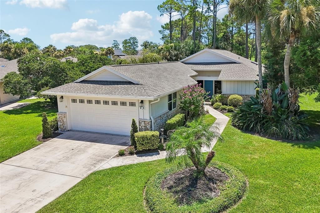 For Sale: $350,000 (2 beds, 2 baths, 2087 Square Feet)