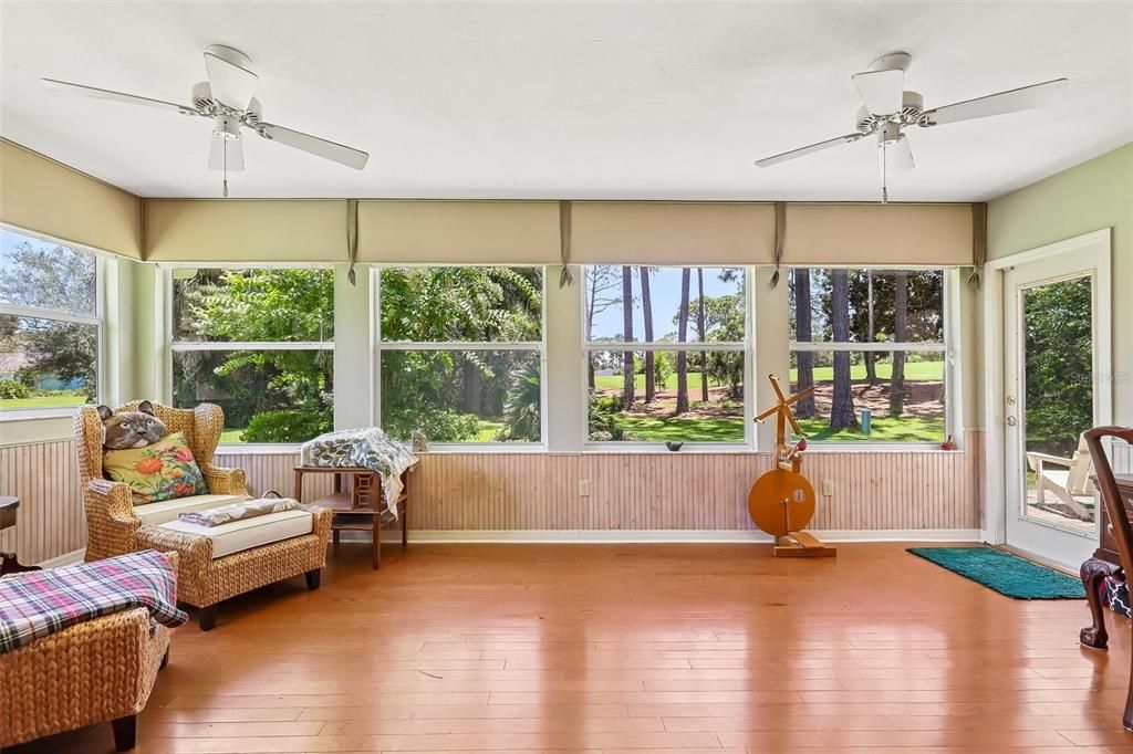 For Sale: $350,000 (2 beds, 2 baths, 2087 Square Feet)