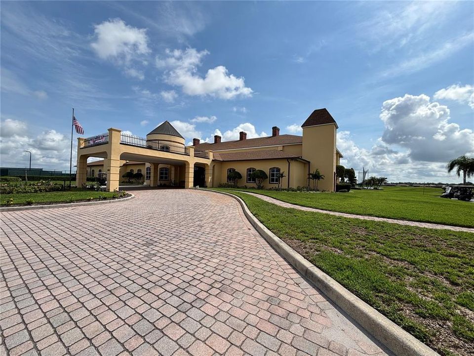 На продажу: $355,000 (3 спален, 2 ванн, 1917 Квадратных фут)