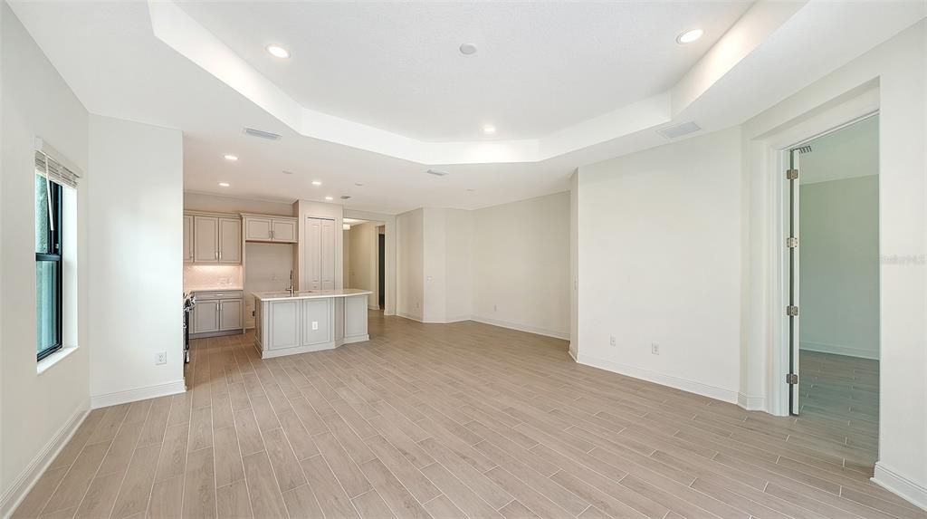 For Sale: $436,990 (2 beds, 2 baths, 1530 Square Feet)