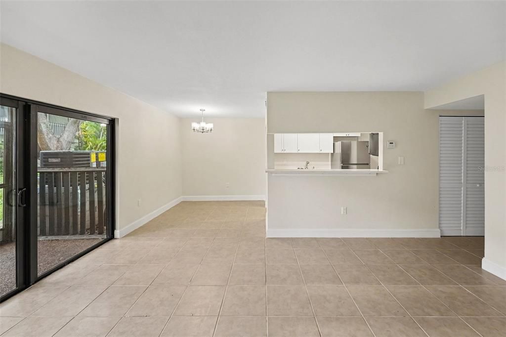 En Venta: $150,000 (2 camas, 2 baños, 1095 Pies cuadrados)