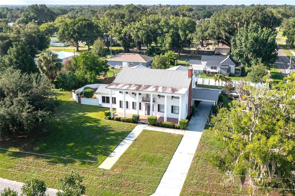 For Sale: $799,000 (4 beds, 4 baths, 5149 Square Feet)