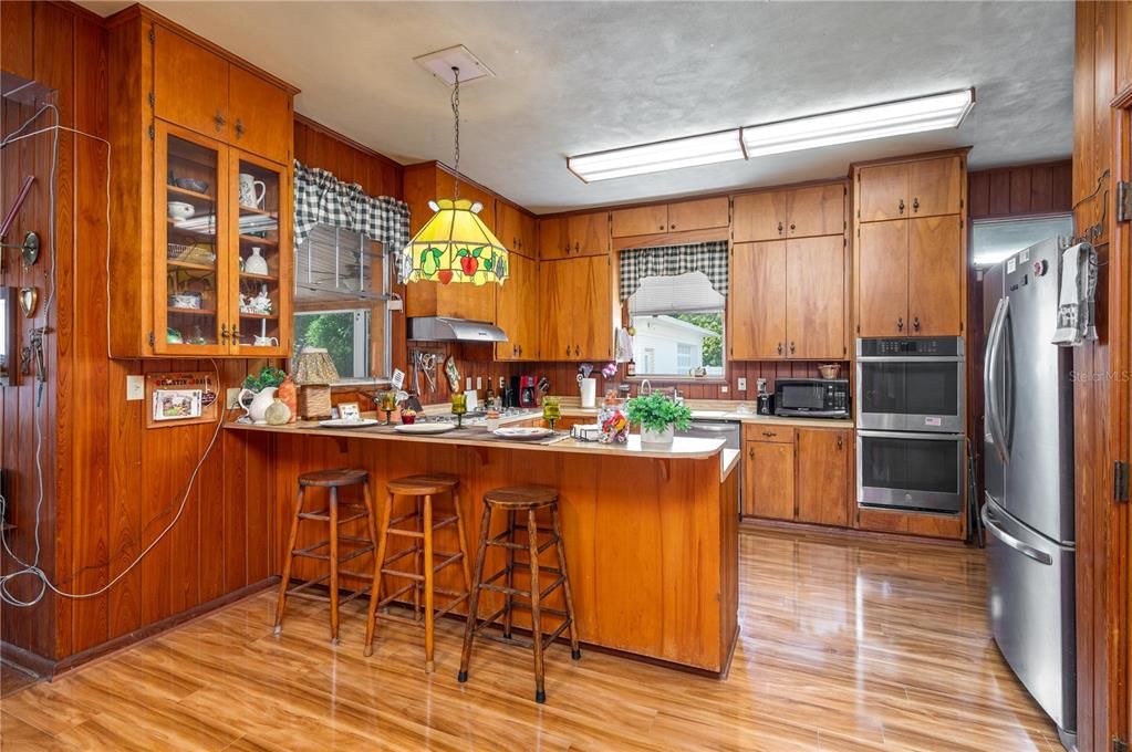 For Sale: $799,000 (4 beds, 4 baths, 5149 Square Feet)