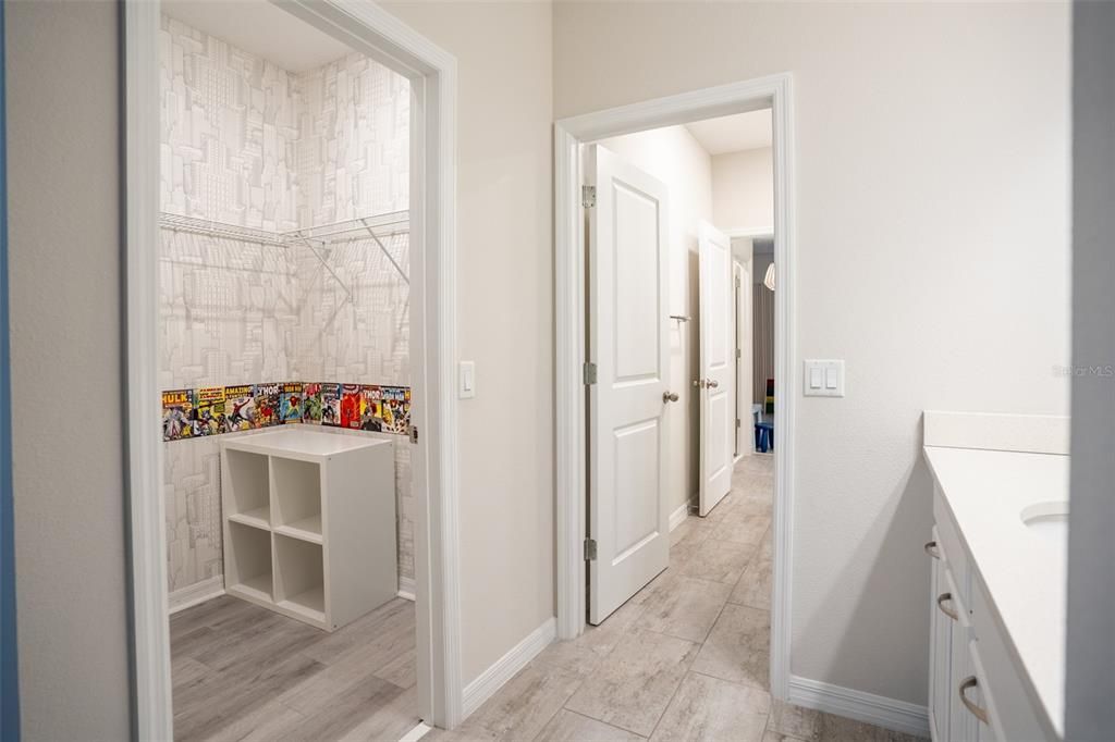 For Rent: $7,500 (6 beds, 4 baths, 4161 Square Feet)