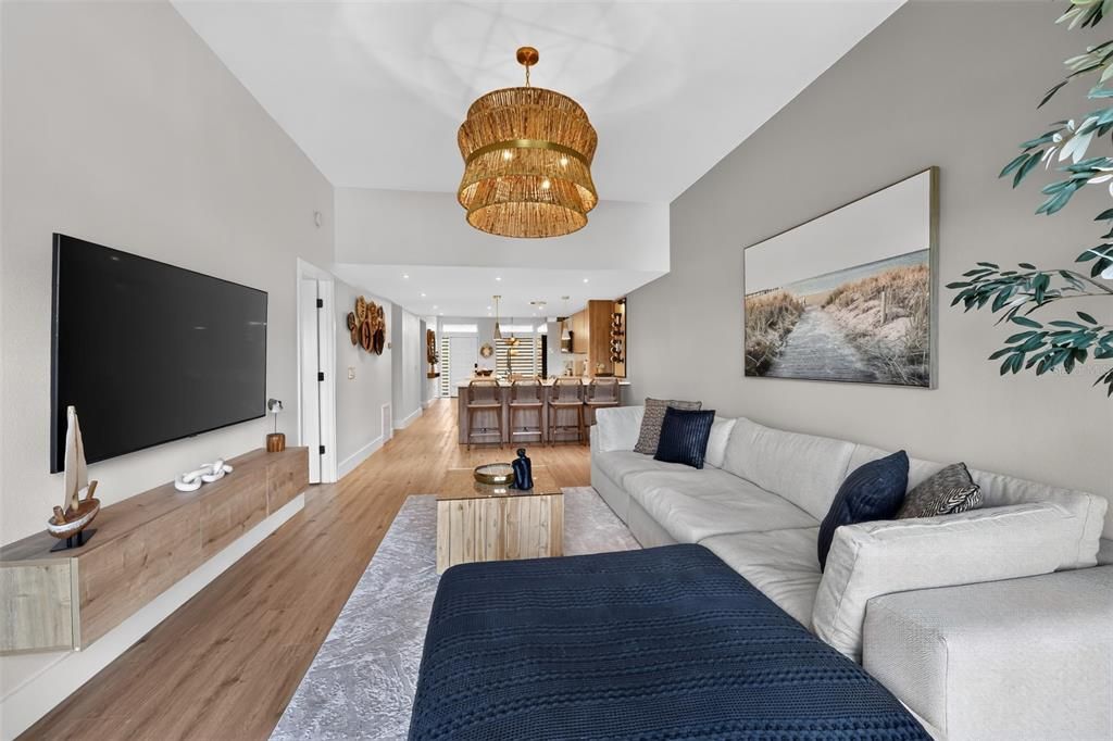 For Rent: $4,990 (2 beds, 2 baths, 1304 Square Feet)