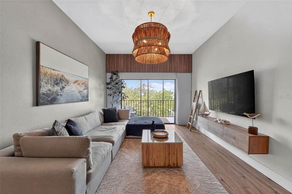 For Rent: $4,990 (2 beds, 2 baths, 1304 Square Feet)
