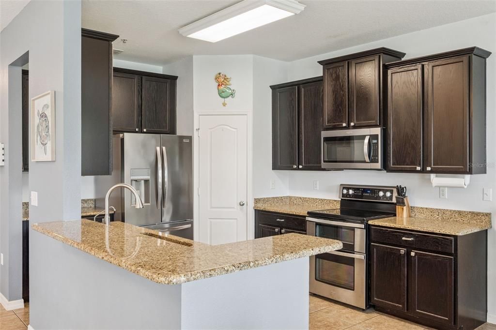 En Venta: $335,000 (3 camas, 2 baños, 1699 Pies cuadrados)