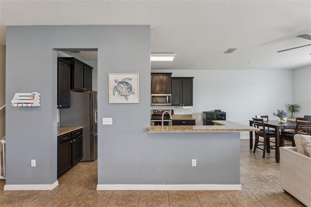 En Venta: $335,000 (3 camas, 2 baños, 1699 Pies cuadrados)
