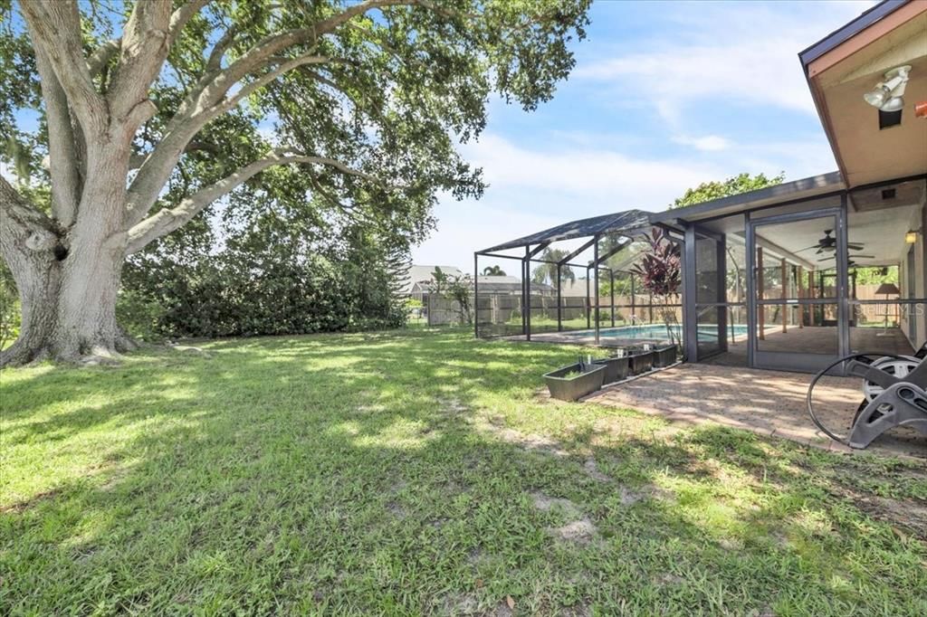 En Venta: $450,000 (3 camas, 2 baños, 2146 Pies cuadrados)