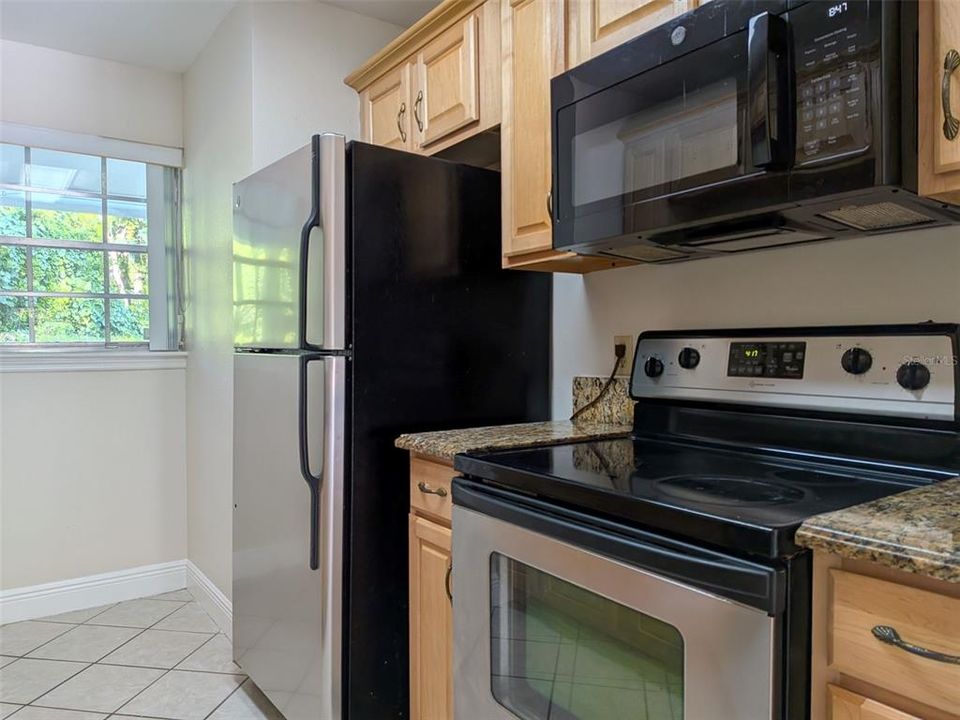 Activo con contrato: $180,000 (2 camas, 1 baños, 905 Pies cuadrados)