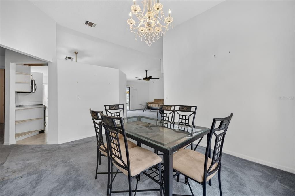 For Sale: $225,000 (3 beds, 2 baths, 1491 Square Feet)