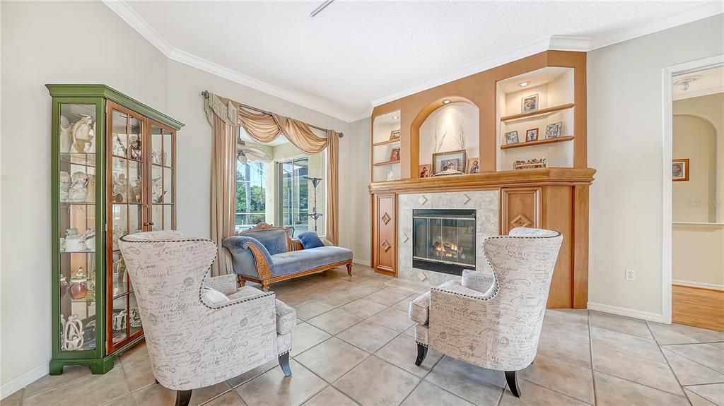 For Sale: $725,000 (4 beds, 3 baths, 2586 Square Feet)